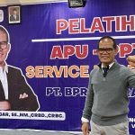 Konsultan BPR - RB Consulting - Training APU - PPT - Service Excellence 1